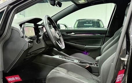 Volkswagen Golf VIII, 2022 год, 1 790 000 рублей, 9 фотография