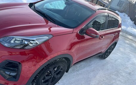 KIA Sportage IV рестайлинг, 2021 год, 2 800 000 рублей, 4 фотография