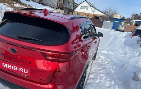 KIA Sportage IV рестайлинг, 2021 год, 2 800 000 рублей, 2 фотография