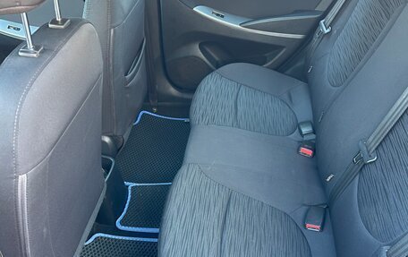 Hyundai Solaris II рестайлинг, 2016 год, 950 000 рублей, 17 фотография