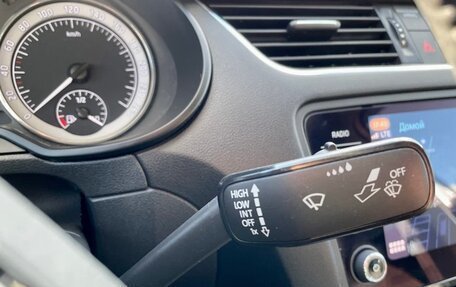Skoda Octavia, 2017 год, 1 780 000 рублей, 10 фотография