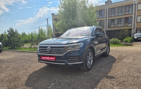 Volkswagen Touareg III, 2018 год, 6 300 000 рублей, 1 фотография