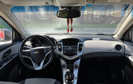 Chevrolet Cruze II, 2012 год, 780 000 рублей, 12 фотография