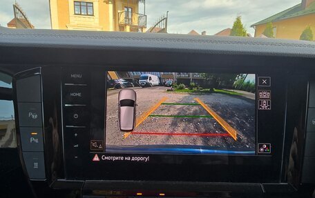 Volkswagen Touareg III, 2018 год, 6 300 000 рублей, 12 фотография