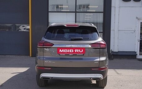 Geely Atlas, 2023 год, 1 918 000 рублей, 6 фотография