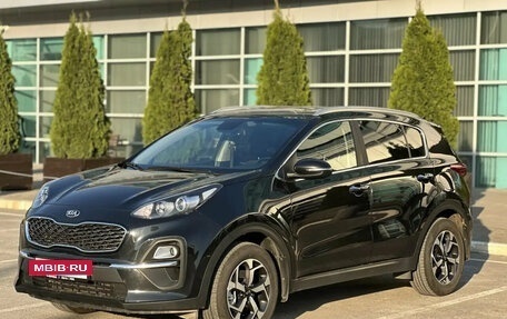 KIA Sportage IV рестайлинг, 2021 год, 2 325 000 рублей, 3 фотография