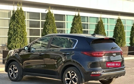 KIA Sportage IV рестайлинг, 2021 год, 2 325 000 рублей, 4 фотография