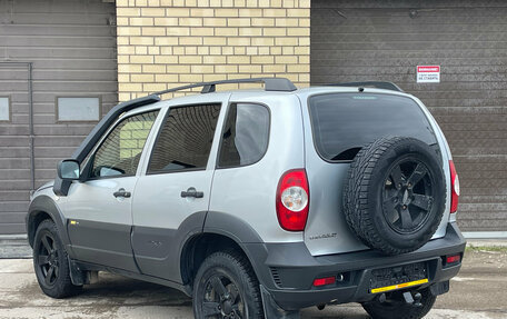 Chevrolet Niva I рестайлинг, 2016 год, 769 000 рублей, 3 фотография