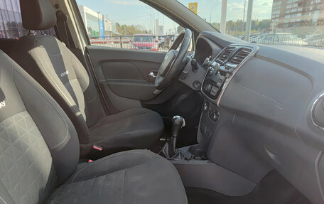 Renault Sandero II рестайлинг, 2017 год, 925 000 рублей, 15 фотография