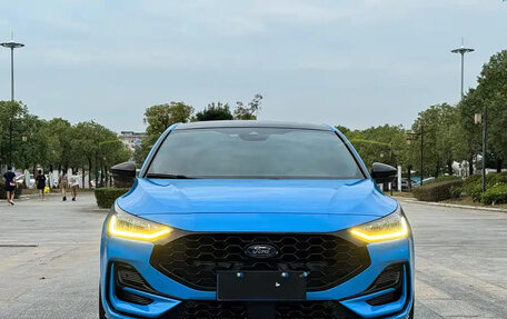 Ford Focus IV, 2022 год, 1 035 016 рублей, 2 фотография