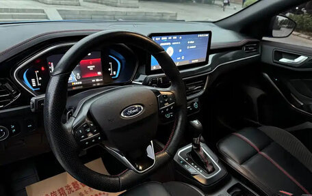 Ford Focus IV, 2022 год, 1 035 016 рублей, 6 фотография