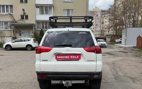 Mitsubishi Pajero Sport II рестайлинг, 2011 год, 2 100 000 рублей, 3 фотография