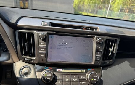 Toyota RAV4, 2018 год, 2 700 000 рублей, 16 фотография
