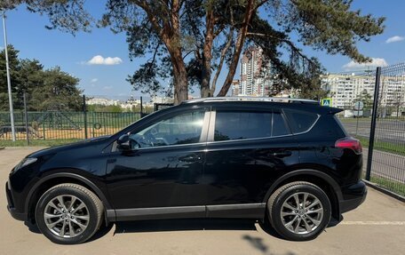 Toyota RAV4, 2018 год, 2 700 000 рублей, 12 фотография