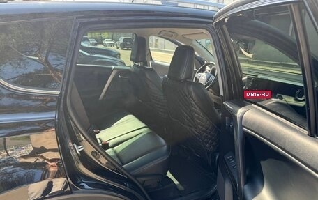 Toyota RAV4, 2018 год, 2 700 000 рублей, 14 фотография