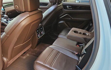 Porsche Cayenne III, 2018 год, 5 950 000 рублей, 38 фотография