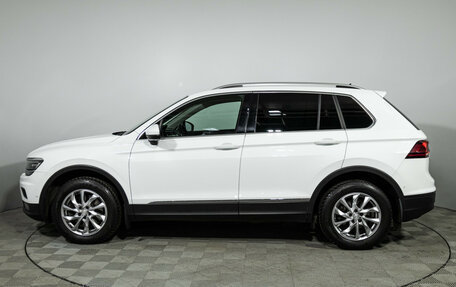 Volkswagen Tiguan II, 2018 год, 2 500 000 рублей, 8 фотография