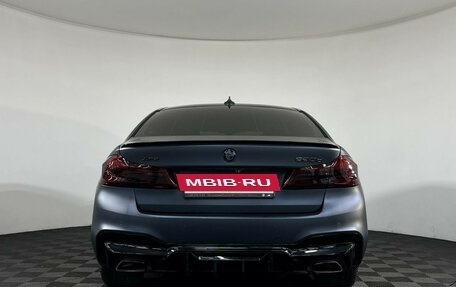 BMW 5 серия, 2017 год, 4 445 000 рублей, 4 фотография