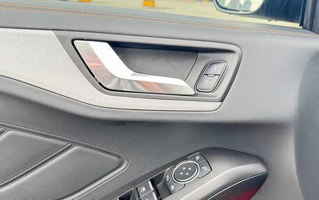 Ford Focus IV, 2022 год, 1 032 526 рублей, 8 фотография