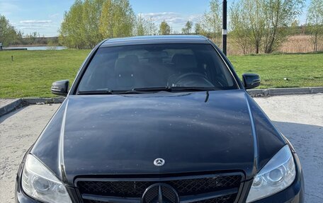 Mercedes-Benz C-Класс, 2010 год, 1 225 000 рублей, 1 фотография