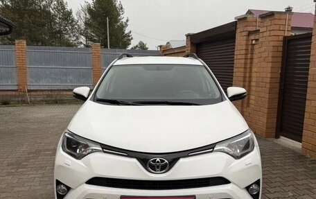 Toyota RAV4, 2017 год, 2 350 000 рублей, 1 фотография