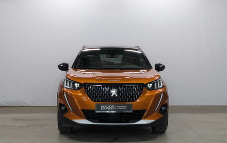 Peugeot 2008 II, 2020 год, 1 750 000 рублей, 2 фотография