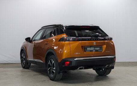 Peugeot 2008 II, 2020 год, 1 750 000 рублей, 5 фотография