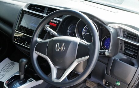 Honda Fit III, 2016 год, 960 000 рублей, 11 фотография
