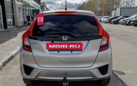 Honda Fit III, 2016 год, 960 000 рублей, 4 фотография