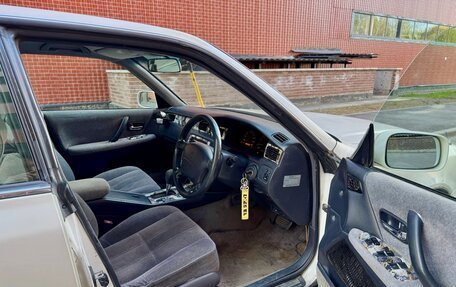 Toyota Crown, 1996 год, 395 000 рублей, 23 фотография