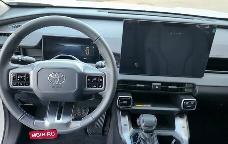 Toyota RAV4, 2026 год, 4 400 000 рублей, 9 фотография