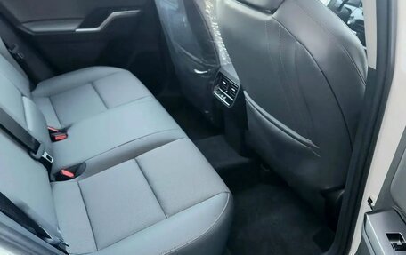 Toyota RAV4, 2026 год, 4 400 000 рублей, 17 фотография