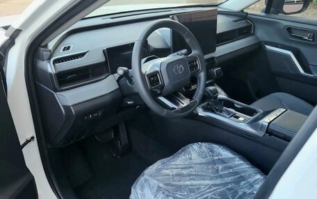 Toyota RAV4, 2026 год, 4 400 000 рублей, 11 фотография