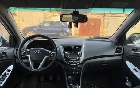 Hyundai Solaris II рестайлинг, 2012 год, 397 000 рублей, 5 фотография
