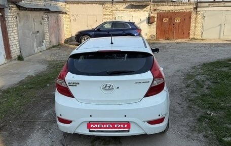 Hyundai Solaris II рестайлинг, 2012 год, 397 000 рублей, 4 фотография