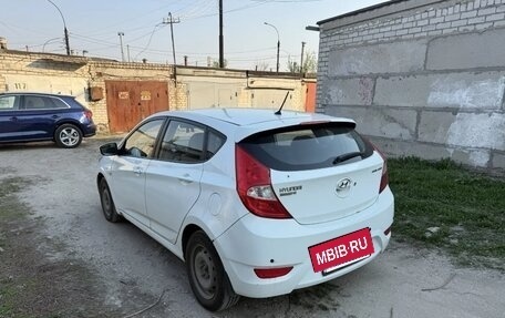 Hyundai Solaris II рестайлинг, 2012 год, 397 000 рублей, 9 фотография