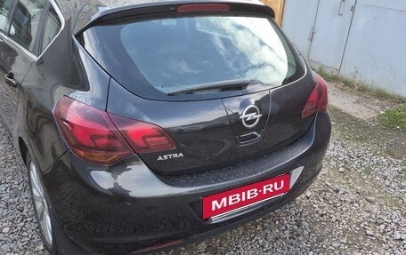 Opel Astra J, 2011 год, 750 000 рублей, 14 фотография