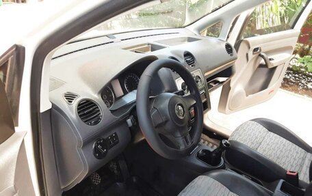 Volkswagen Caddy III рестайлинг, 2011 год, 1 199 000 рублей, 10 фотография