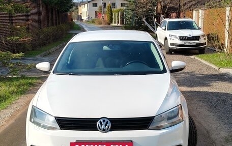 Volkswagen Jetta VI, 2014 год, 1 100 000 рублей, 5 фотография