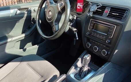 Volkswagen Jetta VI, 2014 год, 1 100 000 рублей, 10 фотография