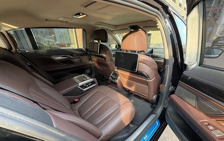 BMW 7 серия, 2020 год, 6 150 000 рублей, 11 фотография