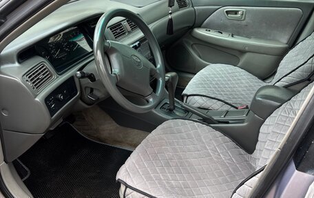 Toyota Camry, 1998 год, 400 000 рублей, 4 фотография