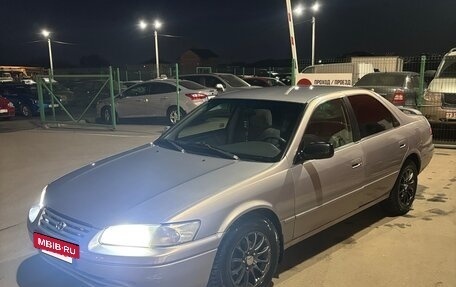 Toyota Camry, 1998 год, 400 000 рублей, 5 фотография