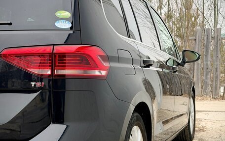 Volkswagen Touran III, 2016 год, 2 100 000 рублей, 14 фотография