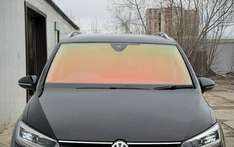 Volkswagen Touran III, 2016 год, 2 100 000 рублей, 17 фотография
