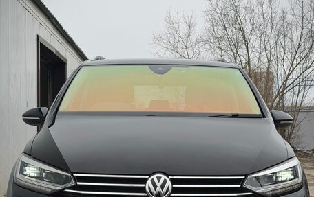 Volkswagen Touran III, 2016 год, 2 100 000 рублей, 18 фотография