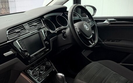 Volkswagen Touran III, 2016 год, 2 100 000 рублей, 23 фотография