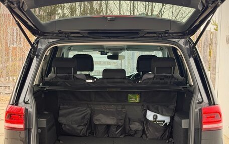 Volkswagen Touran III, 2016 год, 2 100 000 рублей, 26 фотография