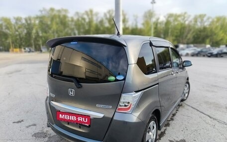 Honda Freed I, 2012 год, 1 050 000 рублей, 5 фотография