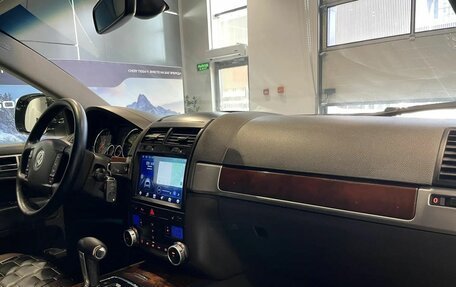 Volkswagen Touareg III, 2007 год, 940 000 рублей, 10 фотография